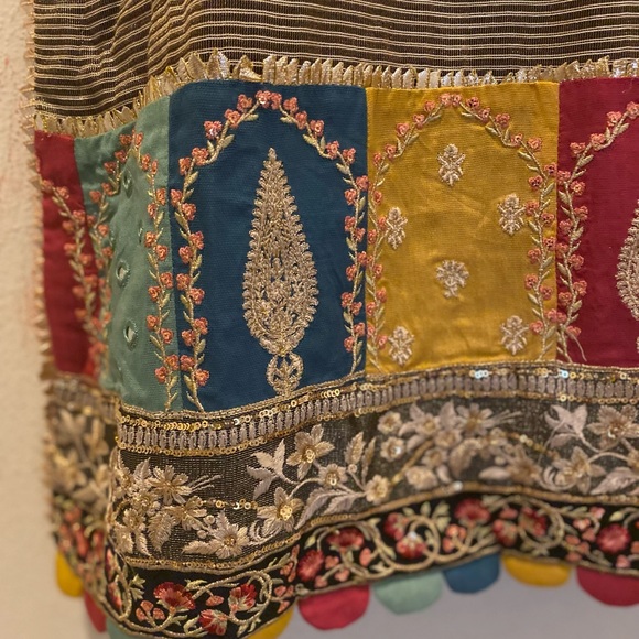 Preloved as good as new beautiful Ethinic small 2 pc - Picture 5 of 5